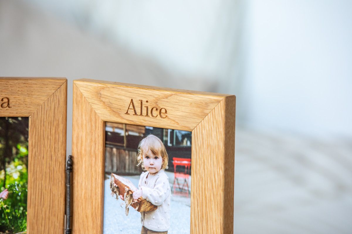 Personalised Engraved Double Oak Frames 7