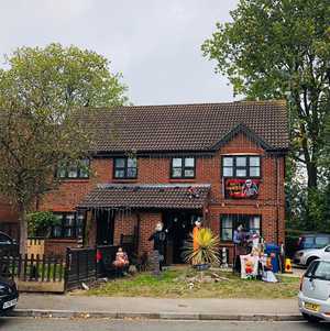 Some photos of a local house which has been decorated for Halloween since the beginning of the month! Photo credit Jodie Humphries